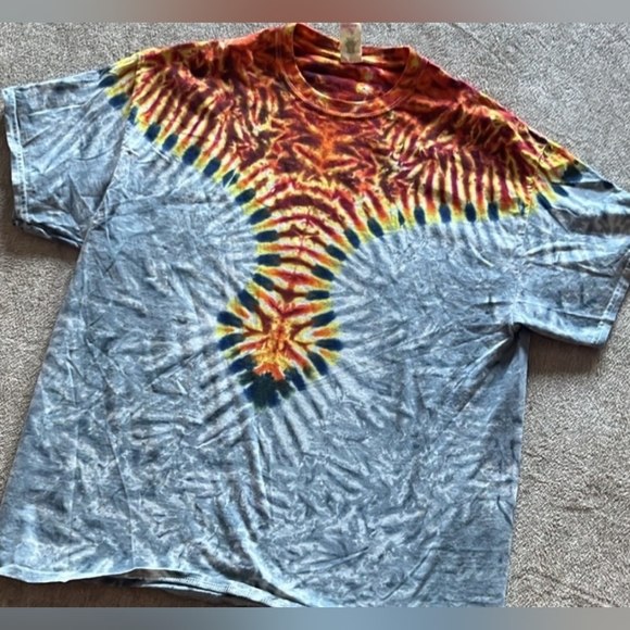 Tye Dyed T-shirt - Picture 3 of 3